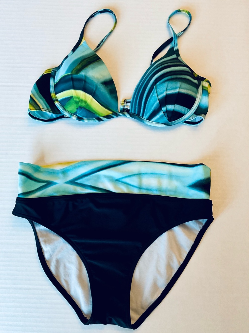 Women’s Two-Piece Blue Green Print Bikini Set Size 12